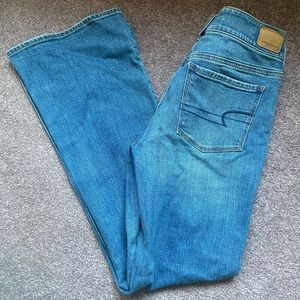 Size 8 American Eagle High rise artist flare jeans